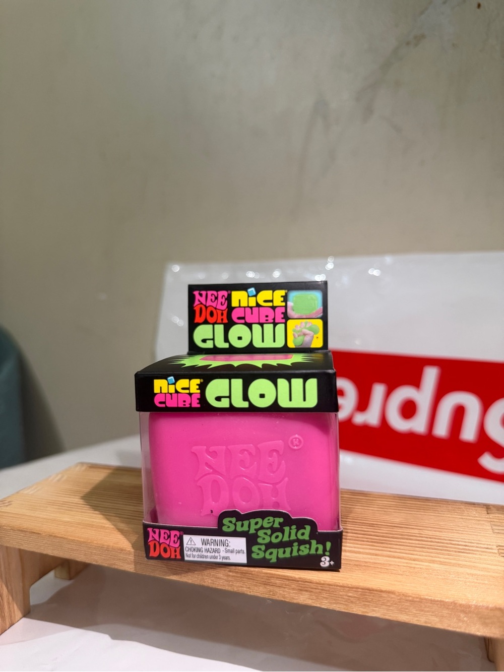 NeeDoh Nice Cube Glow Pink Super Solid Squish